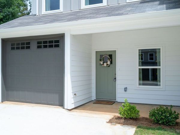 22153 Cove Lane, Woodstock, AL 35111