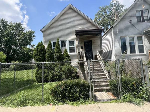 5020 S May Street, Chicago, IL 60609