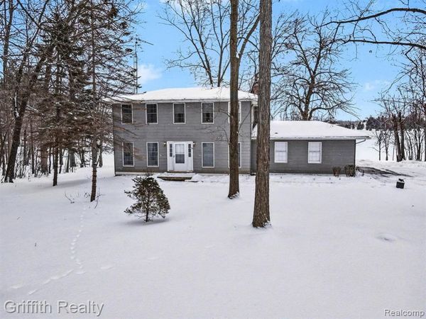 4742 Crandall Road, Howell Twp, MI 48855