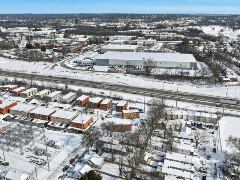 1 Spruce Street, Elmwood Place, OH 45216 Photo 4