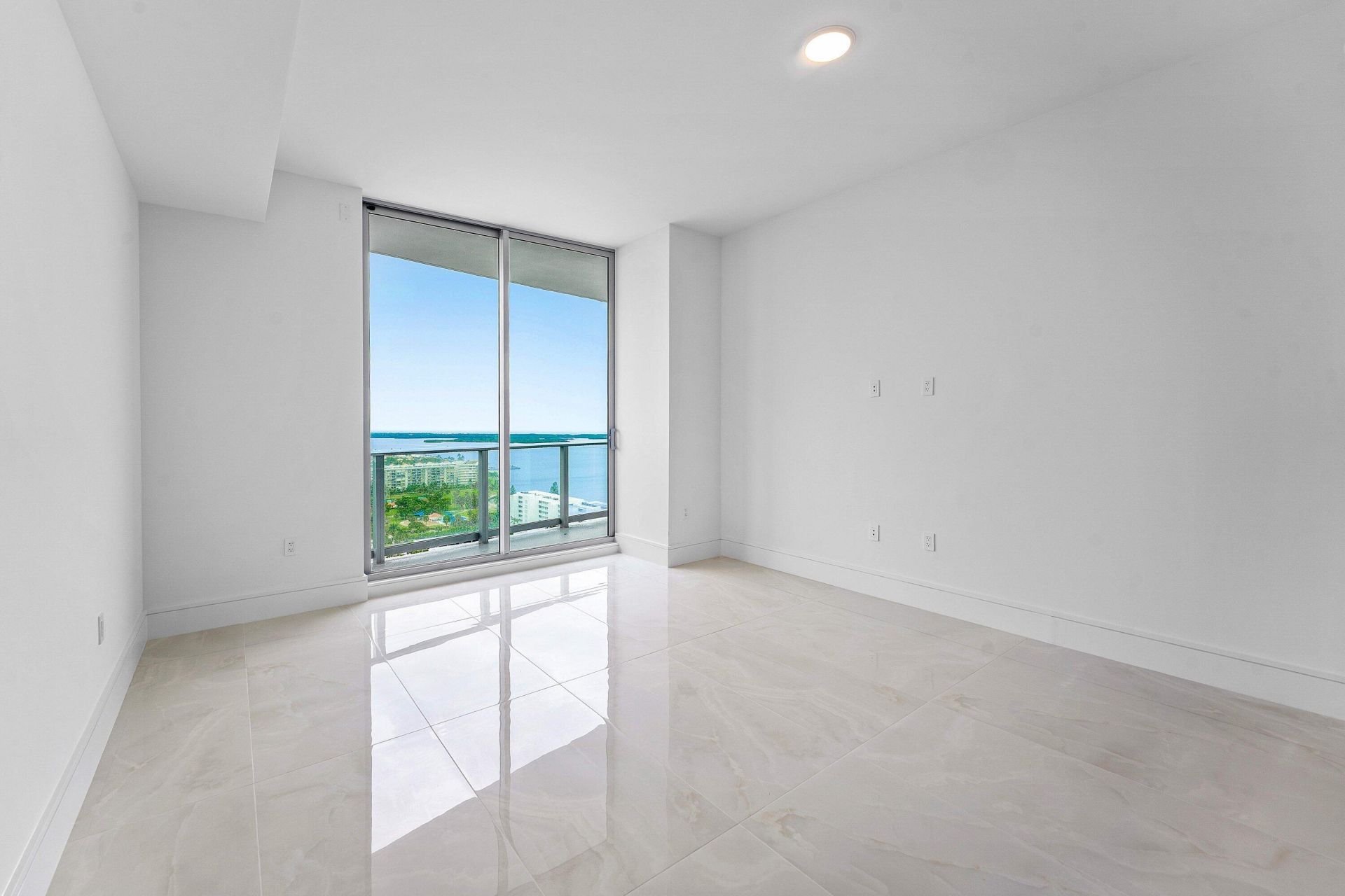 220 Lake Shore Drive, Unit 2005, Lake Park, FL 33403 Photo