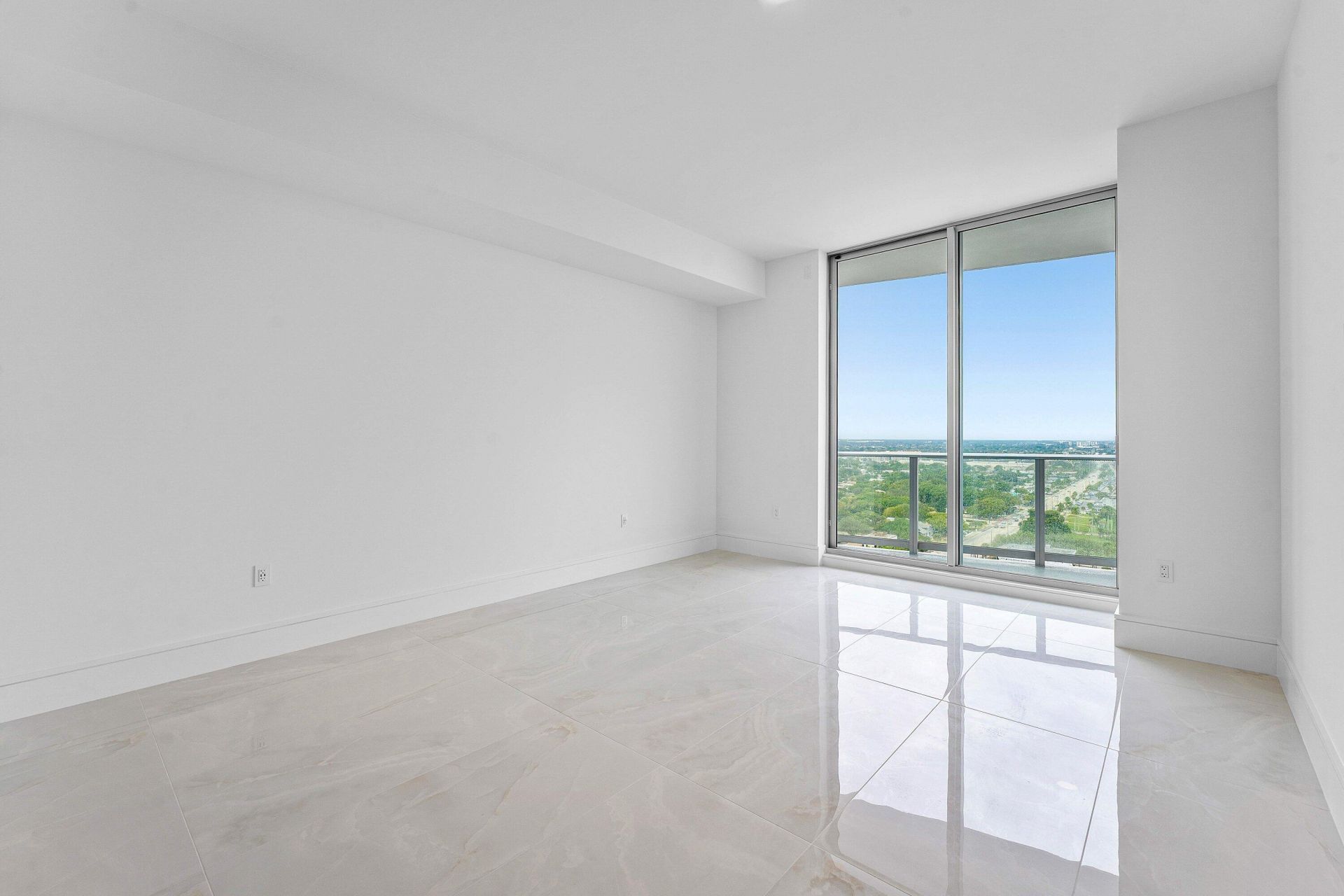 220 Lake Shore Drive, Unit 2005, Lake Park, FL 33403 Photo