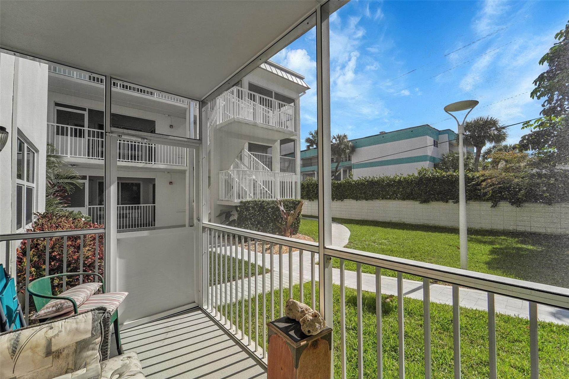 1439 S Ocean Boulevard, Unit 105, Lauderdale by the Sea, FL 33062 Photo