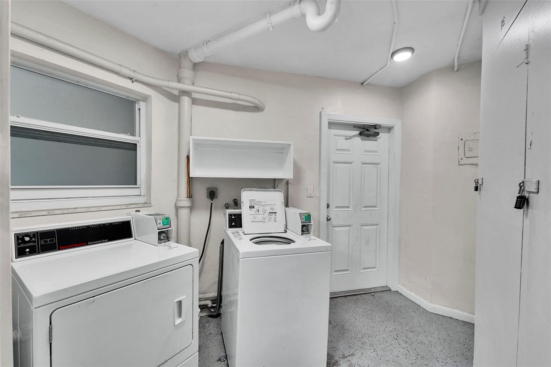 1439 S Ocean Boulevard, Unit 105, Lauderdale by the Sea, FL 33062 Photo