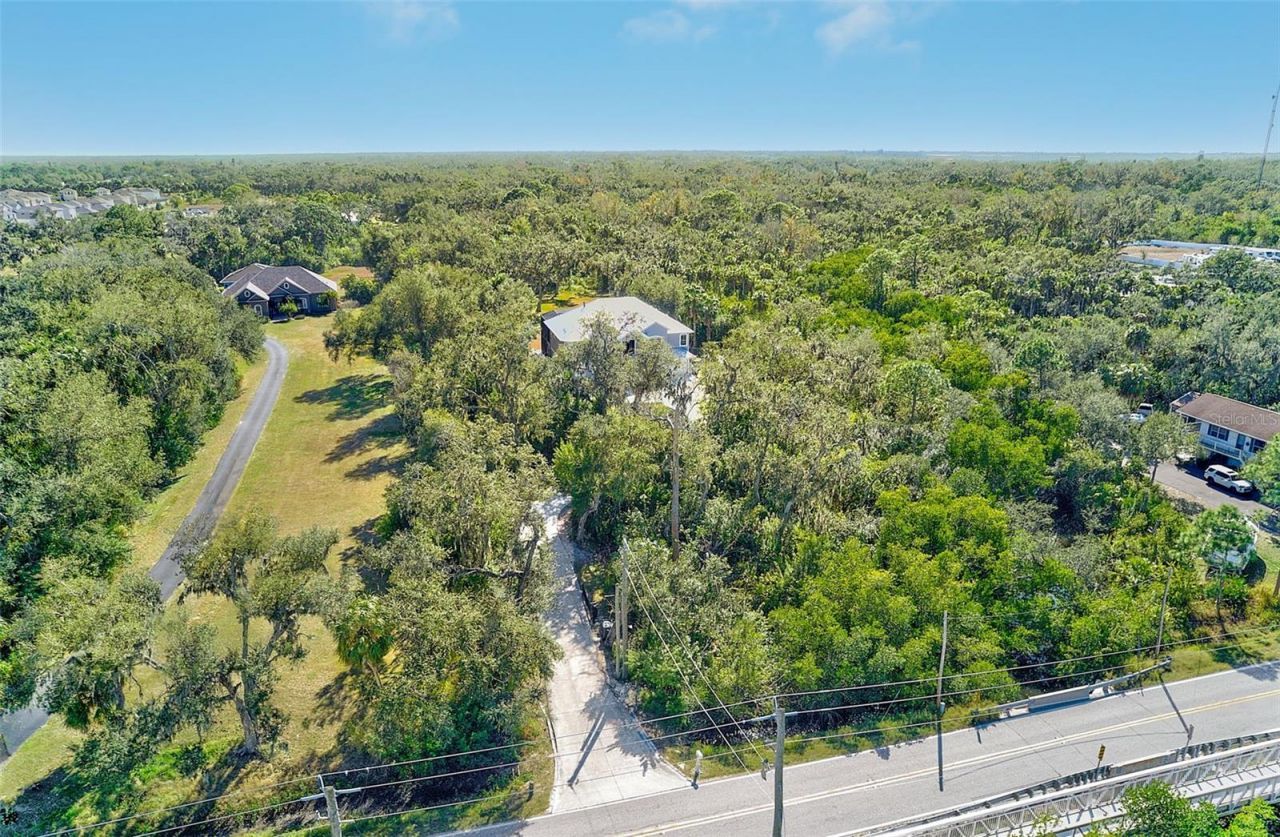 3410 26th Avenue E, Bradenton, FL 34208 Photo