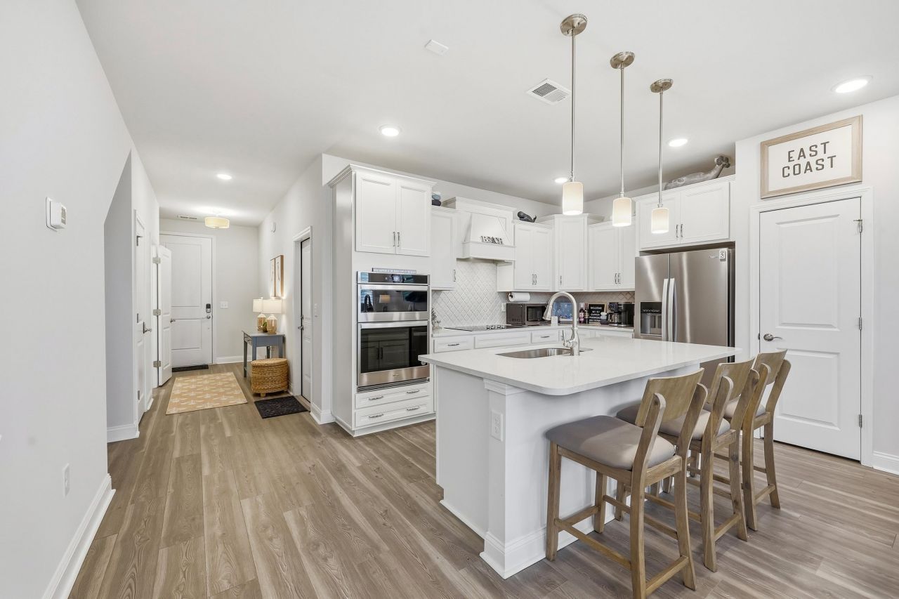 5147 Double Eagle Way Photo 8