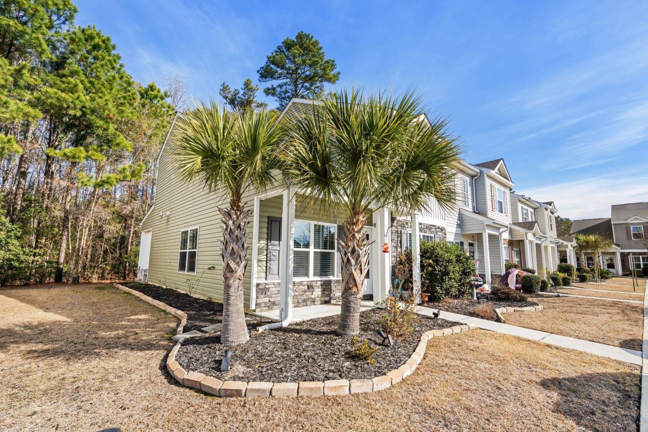 1086 Dinger Ct. Photo 37