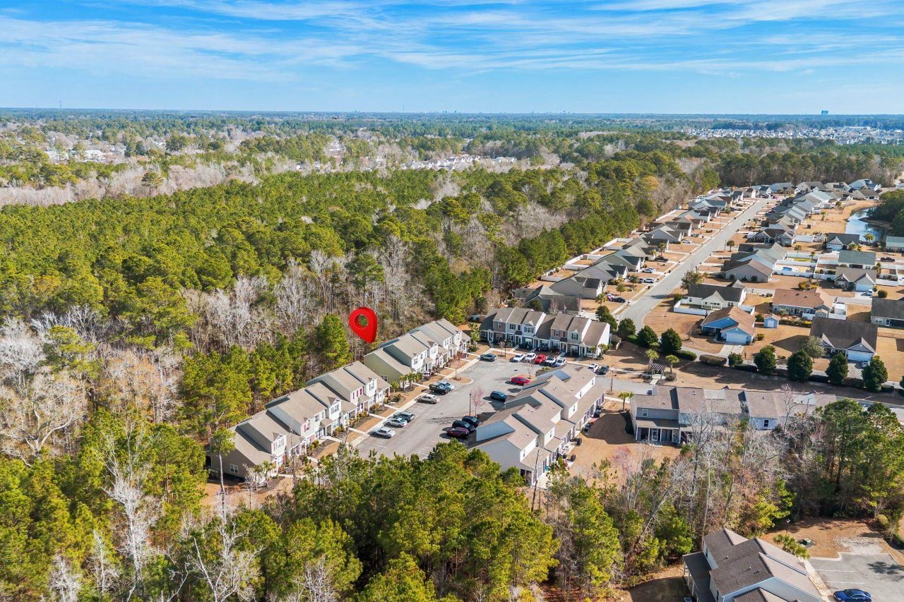 1086 Dinger Ct. Photo 44