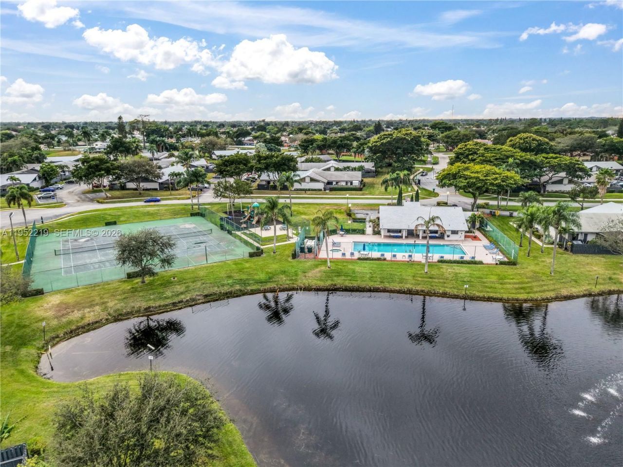 1050 Summit Trail Cir, Unit B, West Palm Beach, FL 33415 Photo