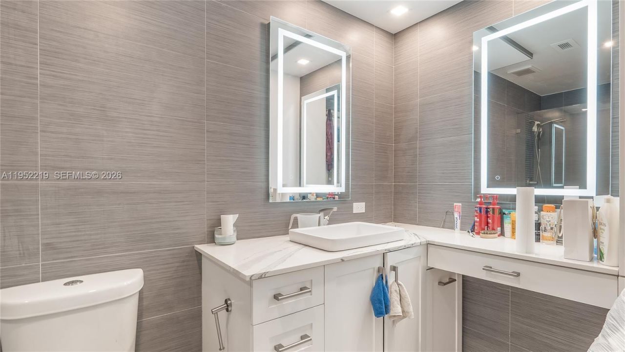 1050 Summit Trail Cir, Unit B, West Palm Beach, FL 33415 Photo