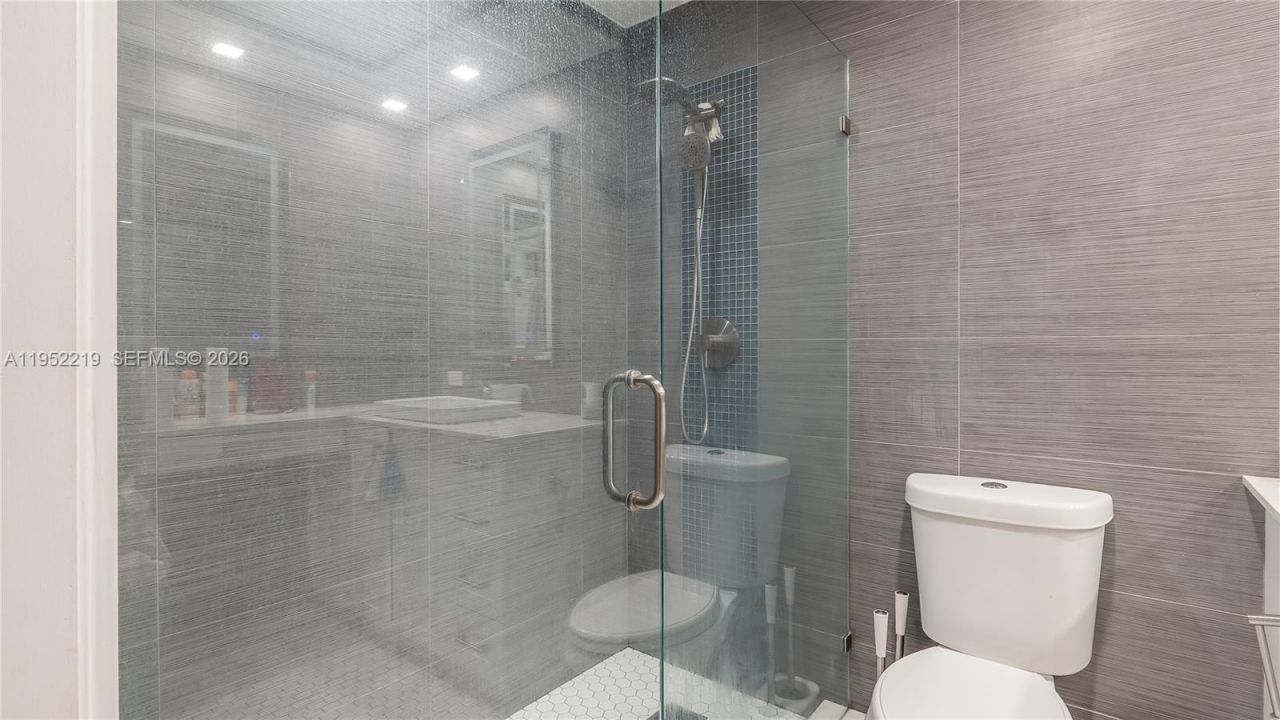 1050 Summit Trail Cir, Unit B, West Palm Beach, FL 33415 Photo