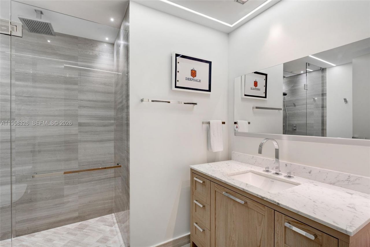 350 Ocean Dr, Unit 701N, Key Biscayne, FL 33149 Photo