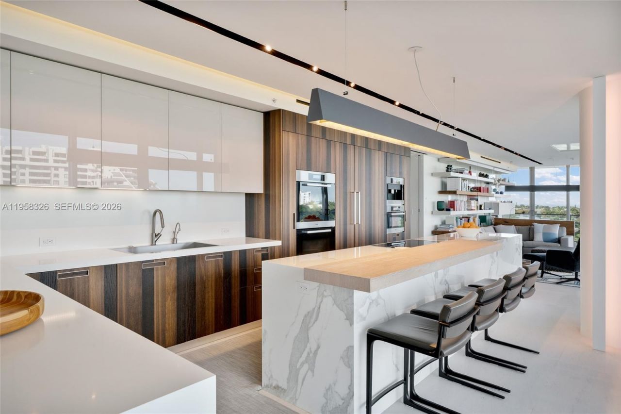 350 Ocean Dr, Unit 701N, Key Biscayne, FL 33149 Photo