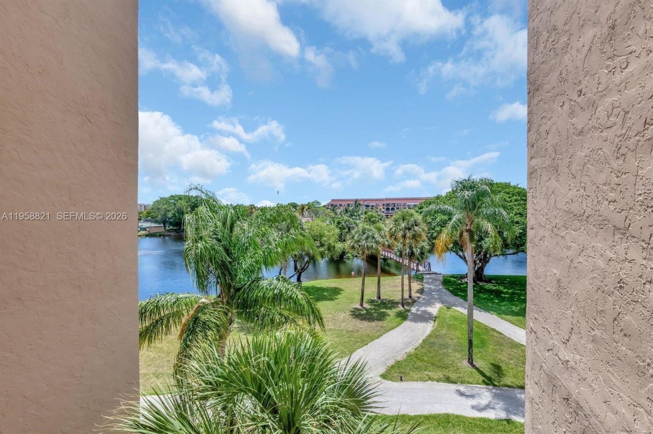 950 Egret Cir, Unit 5409, Delray Beach, FL 33444 Photo