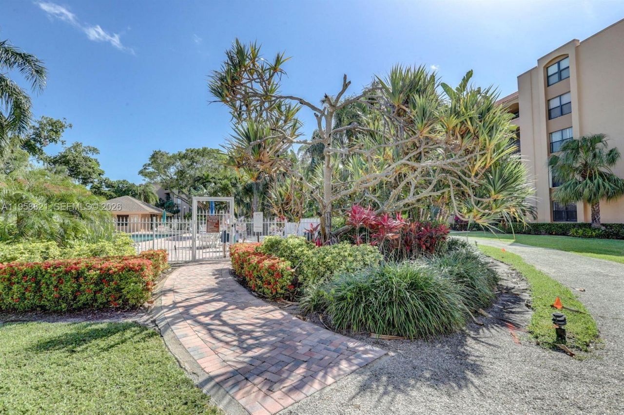 950 Egret Cir, Unit 5409, Delray Beach, FL 33444 Photo