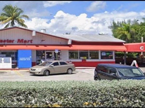 Confidential, North Miami, FL 33161