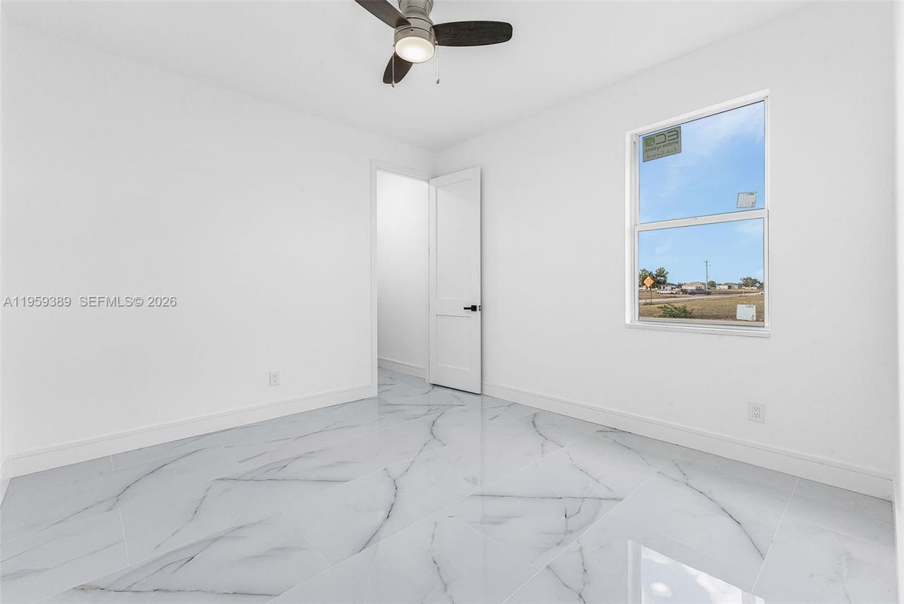 1523 NE 19 Ave, Cape Coral, FL 33909 Photo