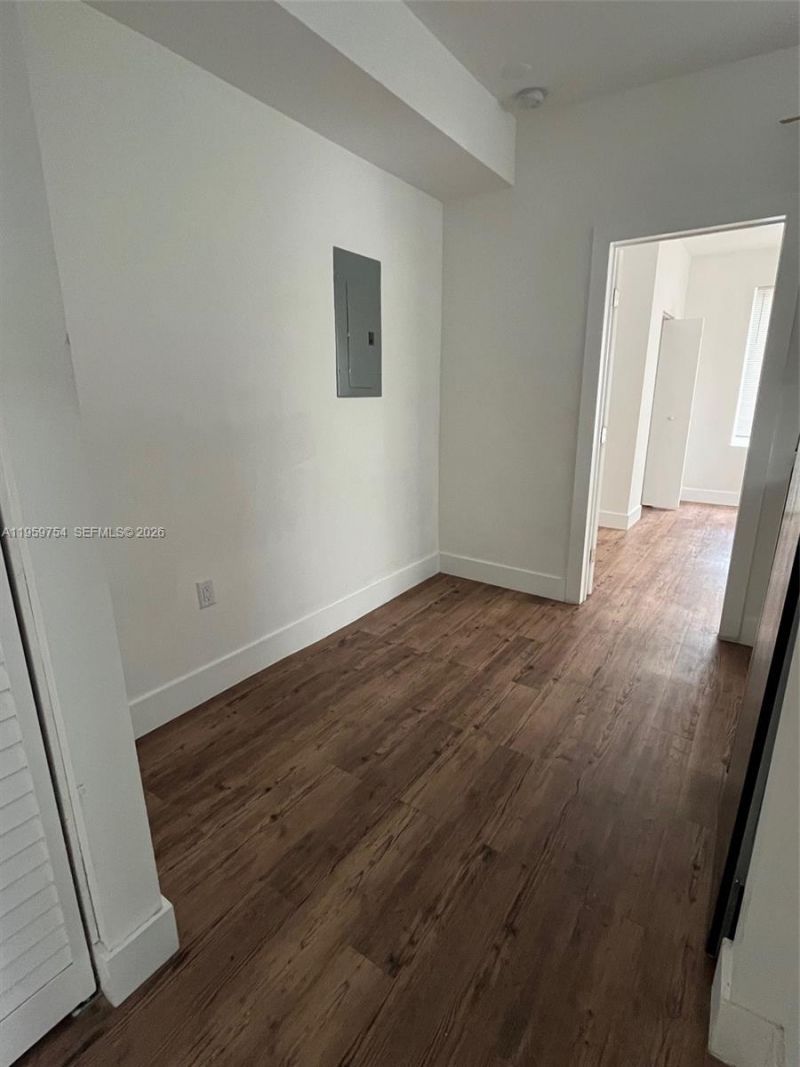 321 SW 9th Ave, Unit 07, Miami, FL 33130 Photo