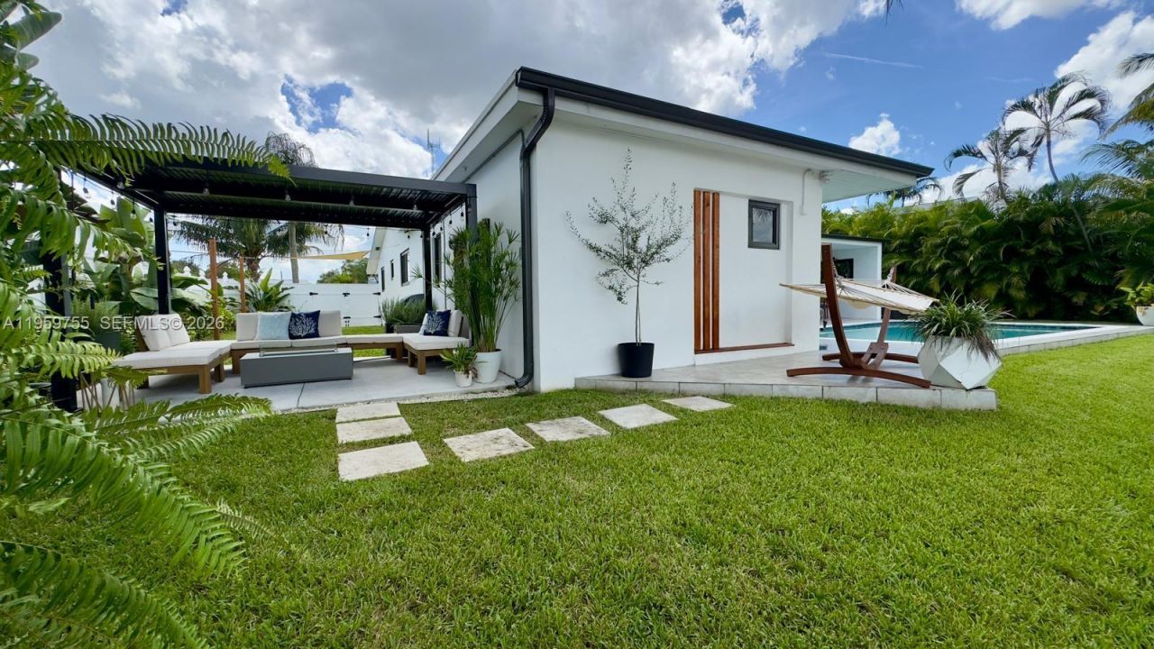 6705 Ficus Dr , Miramar, FL 33023 Photo