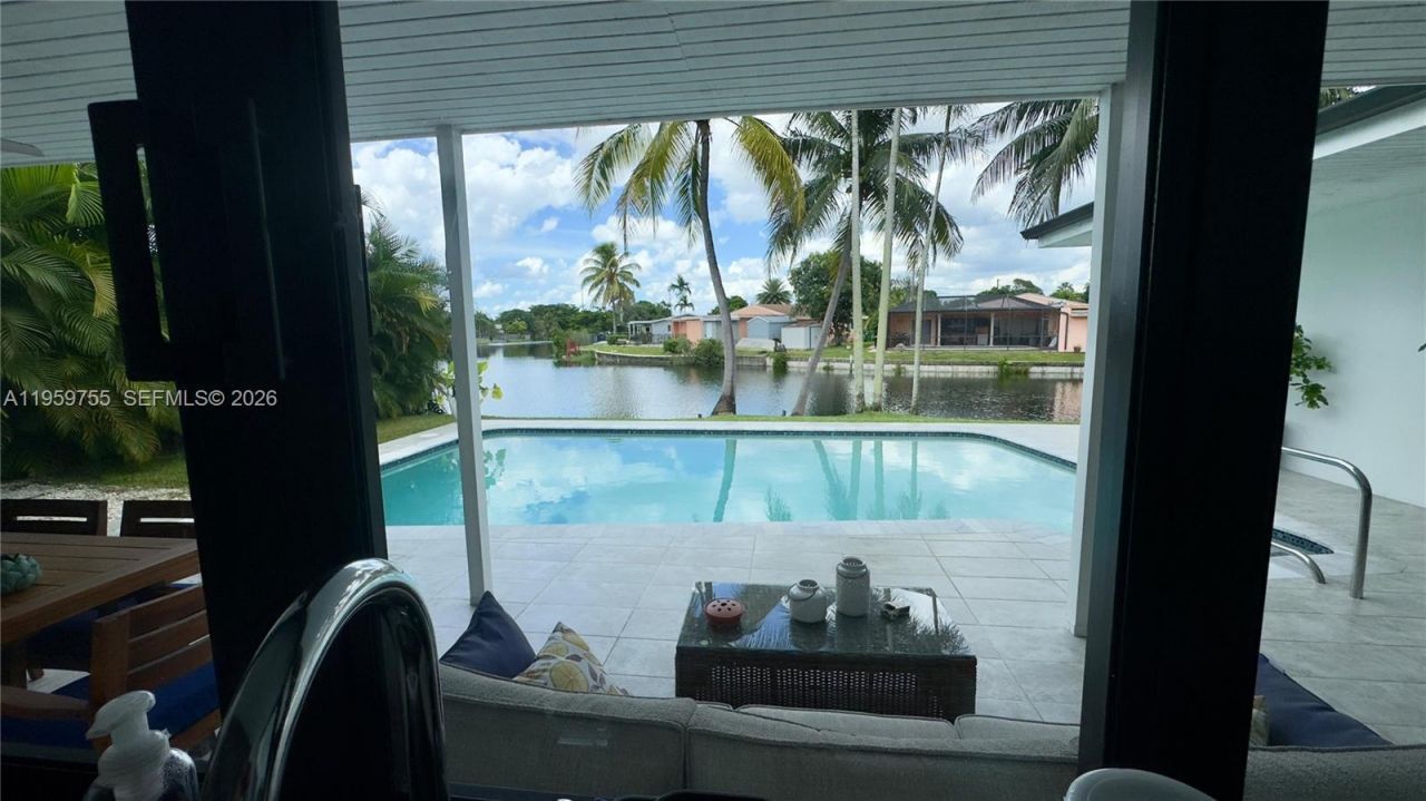 6705 Ficus Dr , Miramar, FL 33023 Photo