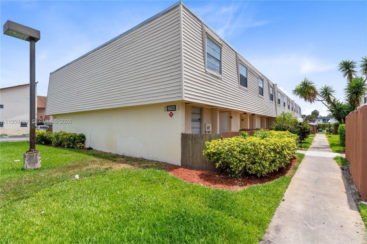 6603 Winfield Blvd, Unit B2, Margate, FL 33063 Photo