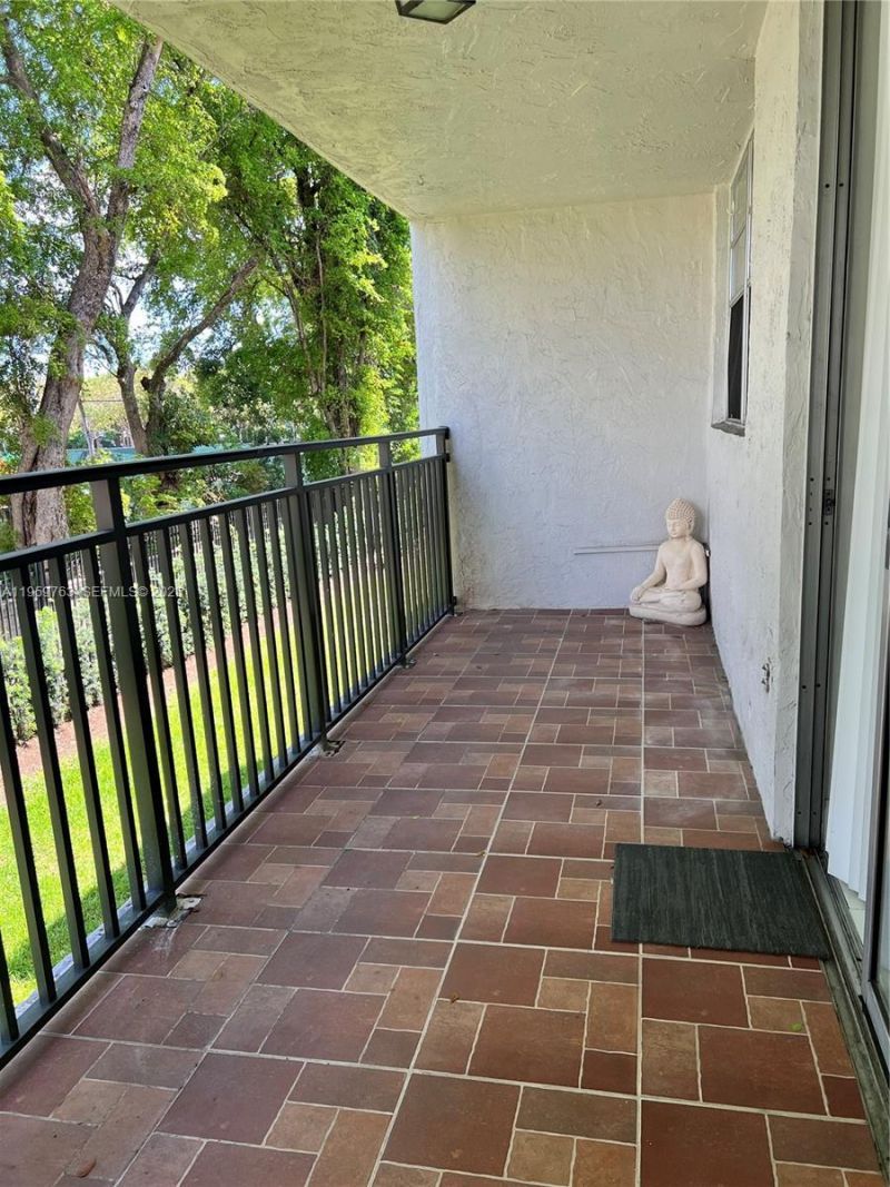 14155 SW 87th St, Unit E201, Miami, FL 33183 Photo