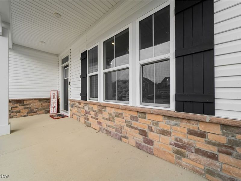 6162 James Drive, Lorain, OH 44053 Photo 2