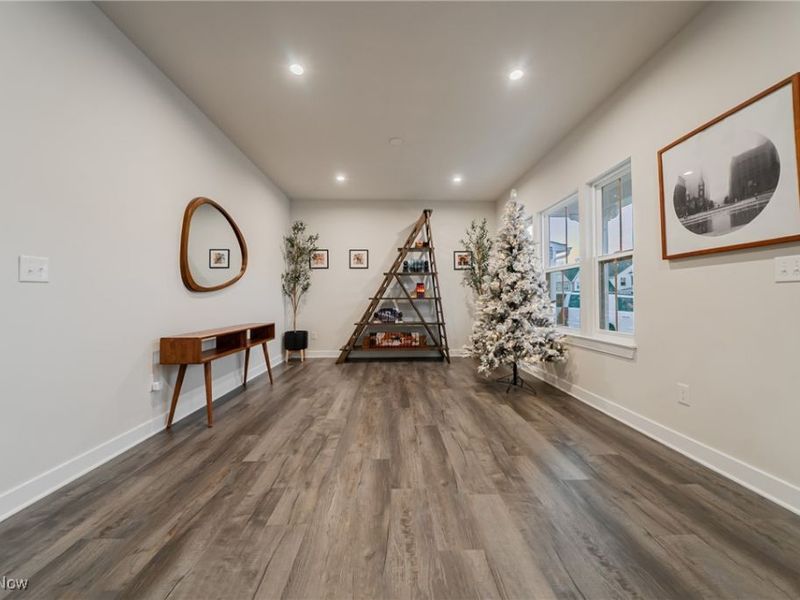 6162 James Drive, Lorain, OH 44053 Photo 5