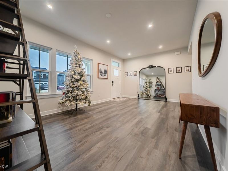 6162 James Drive, Lorain, OH 44053 Photo 6