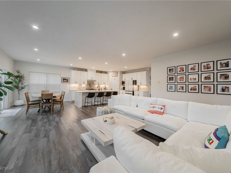 6162 James Drive, Lorain, OH 44053 Photo 9