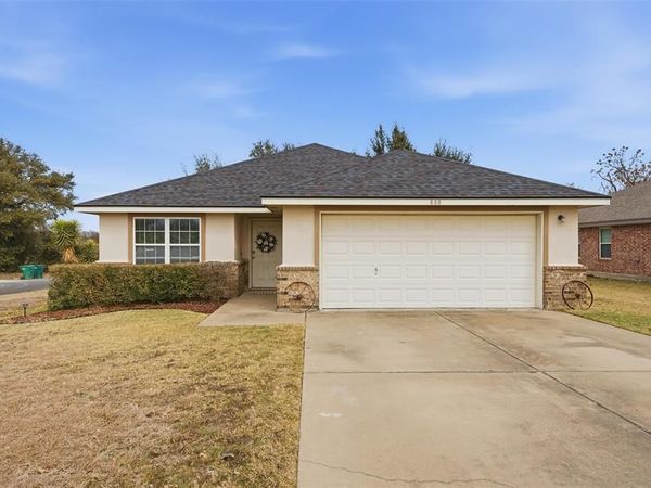 600 Apple Cross Court, Robinson, TX 76706