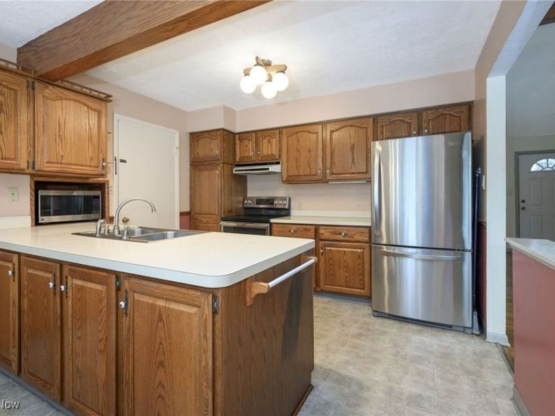 3430 Kellybrook Drive, Cuyahoga Falls, OH 44223 Photo 10