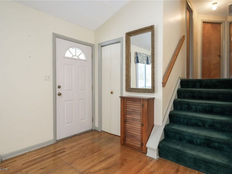 3430 Kellybrook Drive, Cuyahoga Falls, OH 44223 Photo 3