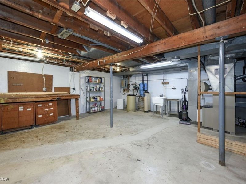 3430 Kellybrook Drive, Cuyahoga Falls, OH 44223 Photo 32