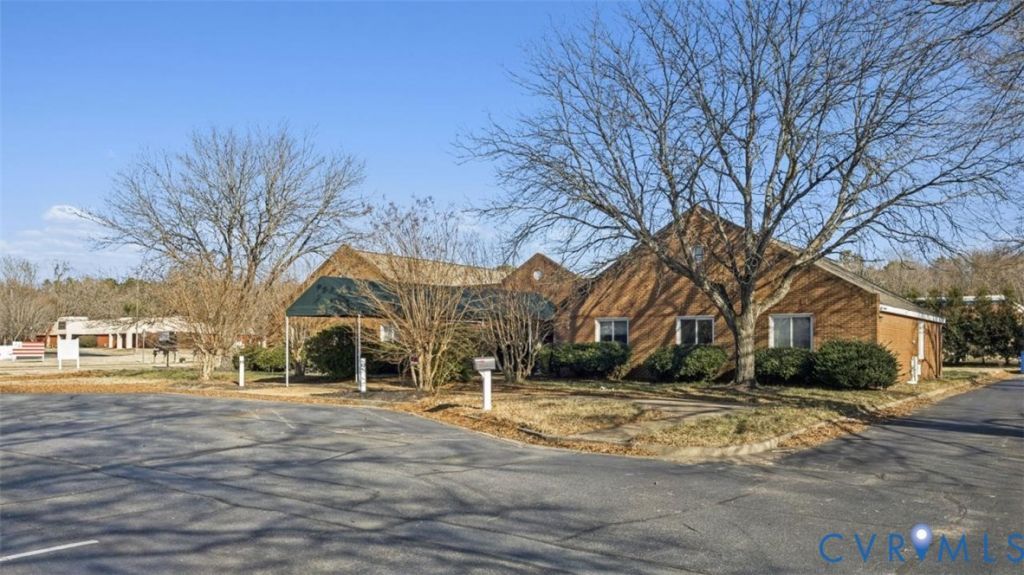 7023 Lee Park Road, Hanover, VA 23111 Main Photo