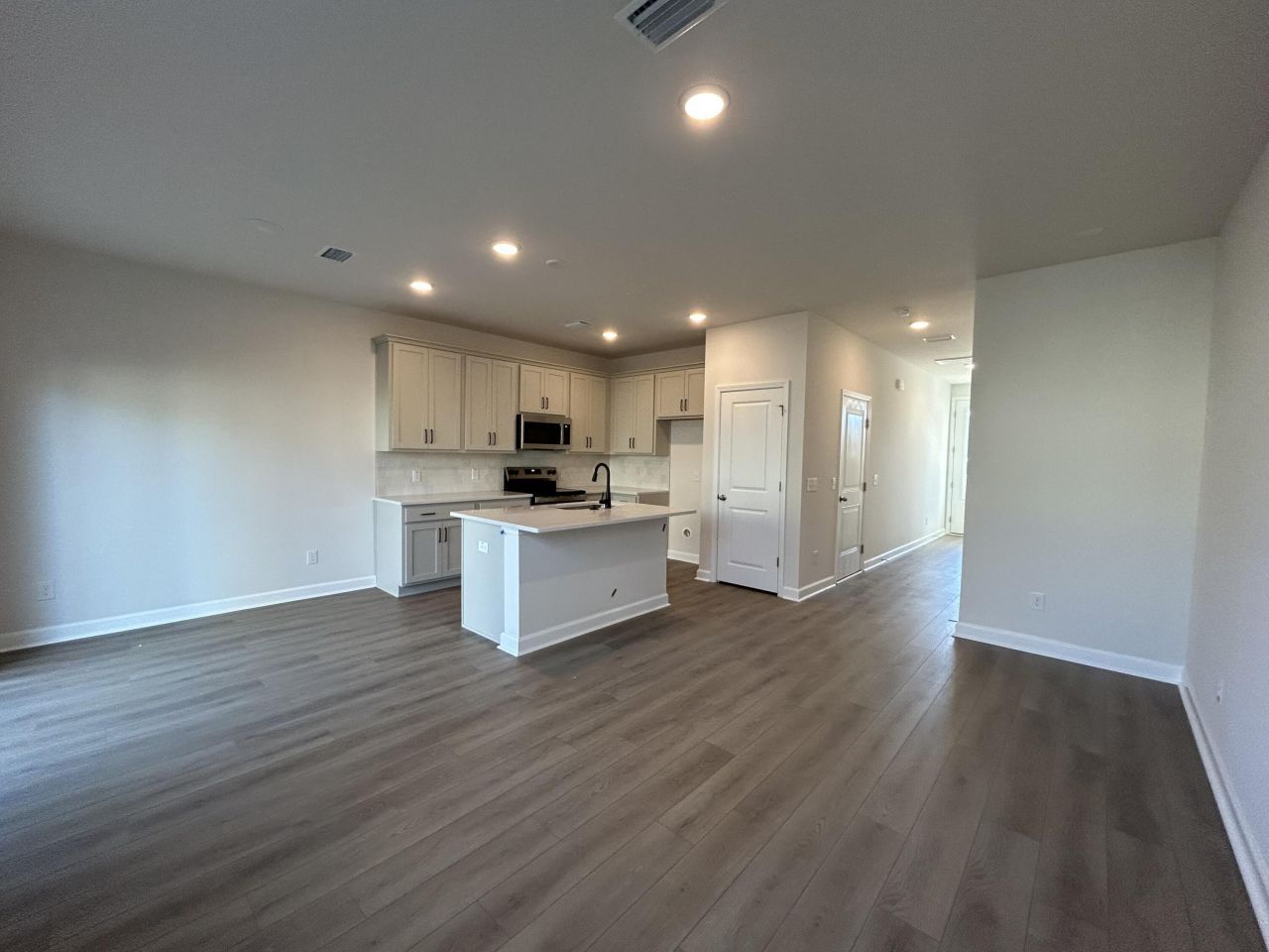 101 Berry Shoals Drive Photo 11