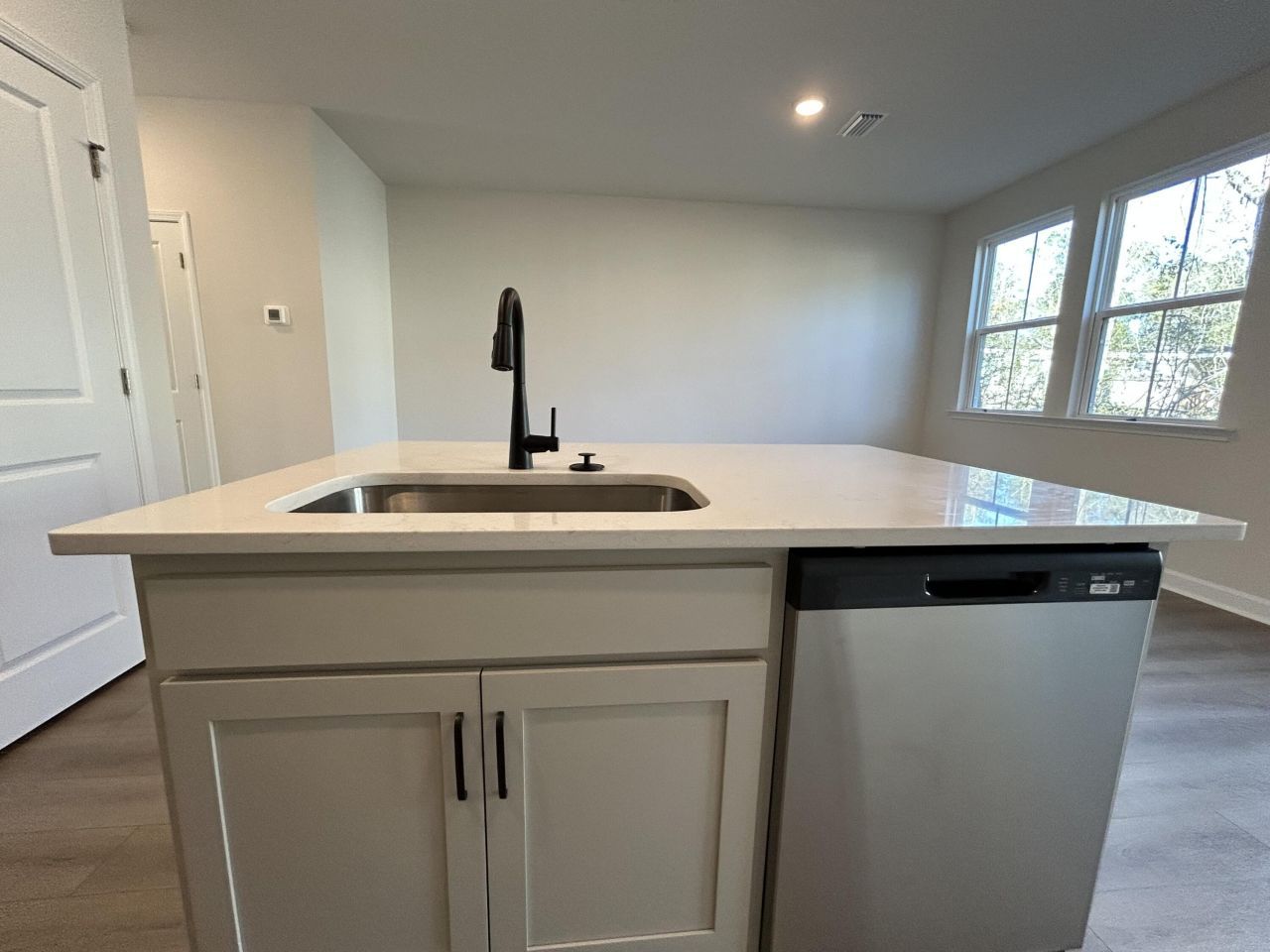 101 Berry Shoals Drive Photo 7