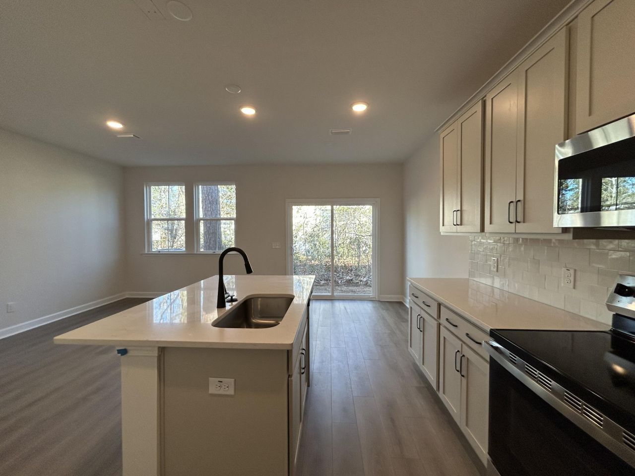 101 Berry Shoals Drive Photo 8