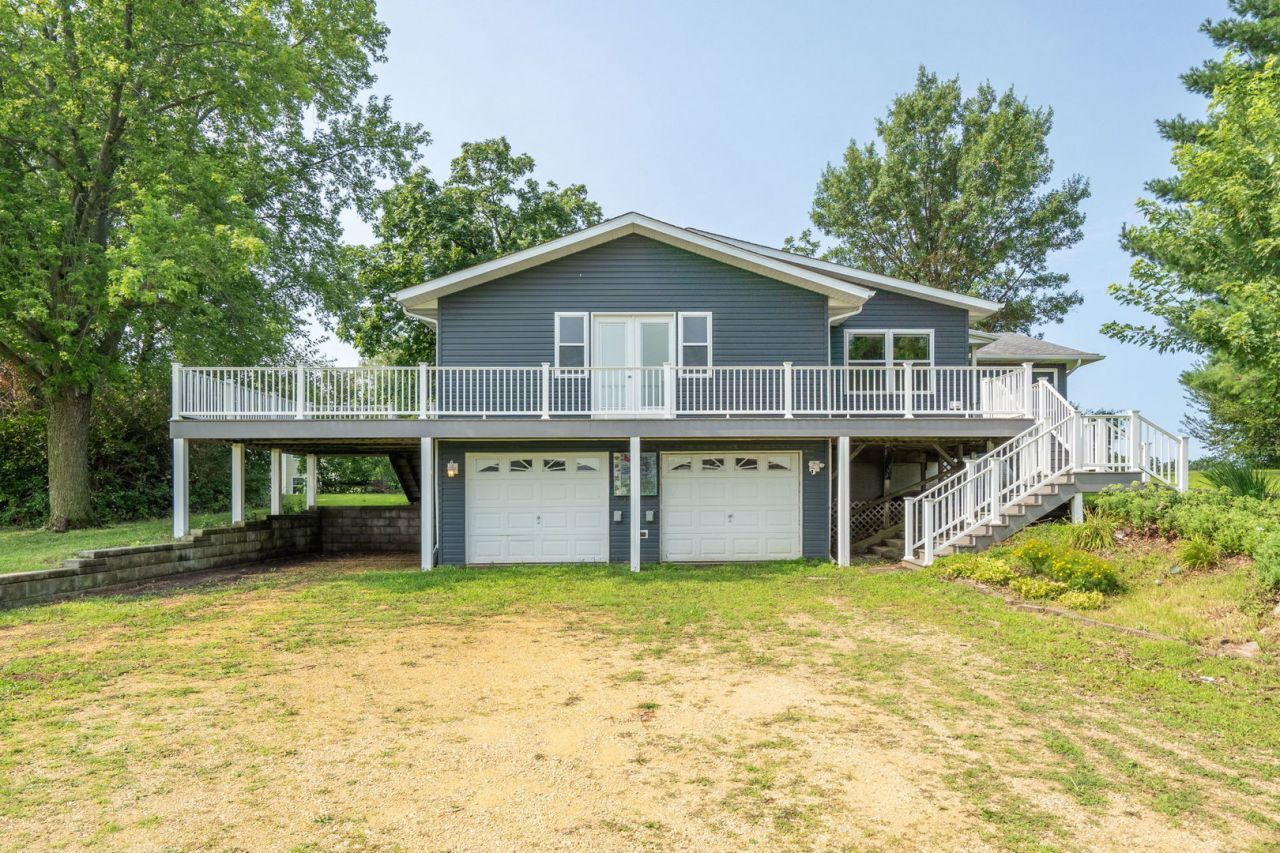 1527 11th Street, DeWitt, IA 52742 Main Photo