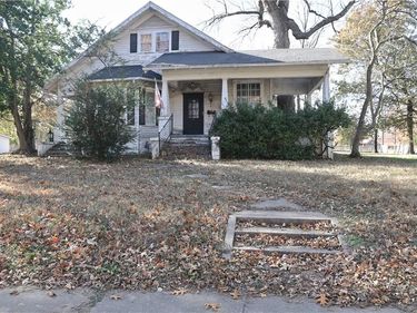 506 S Ash Street, Nevada, MO 64772