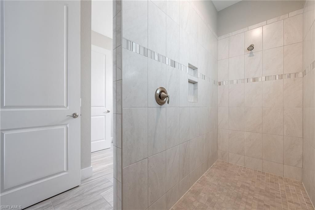 4214 NW 39th Ln, Cape Coral, FL 33993 Photo