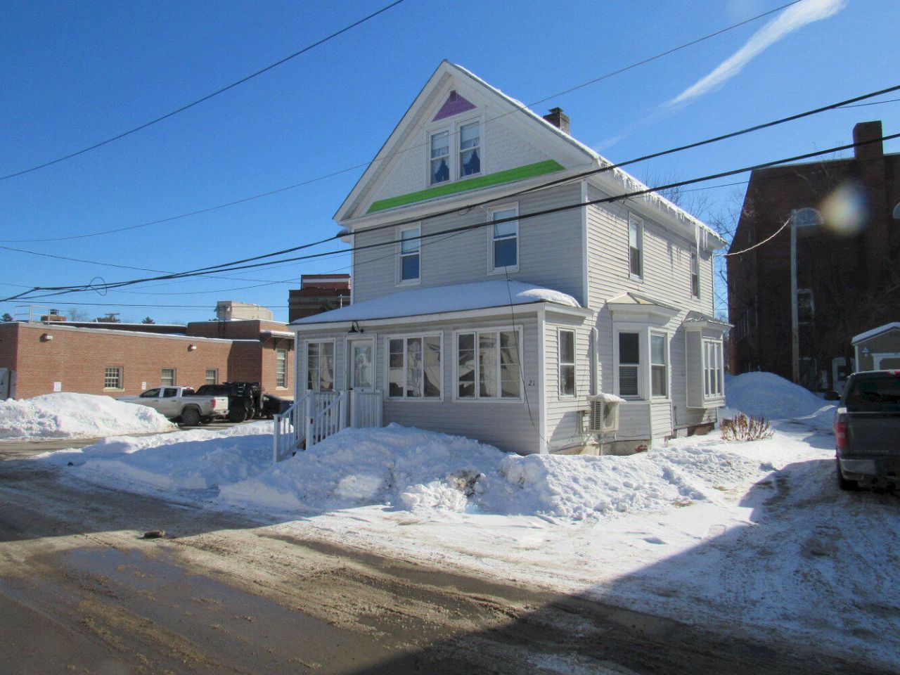 21 Cross Street, Skowhegan, ME 04976 Main Photo