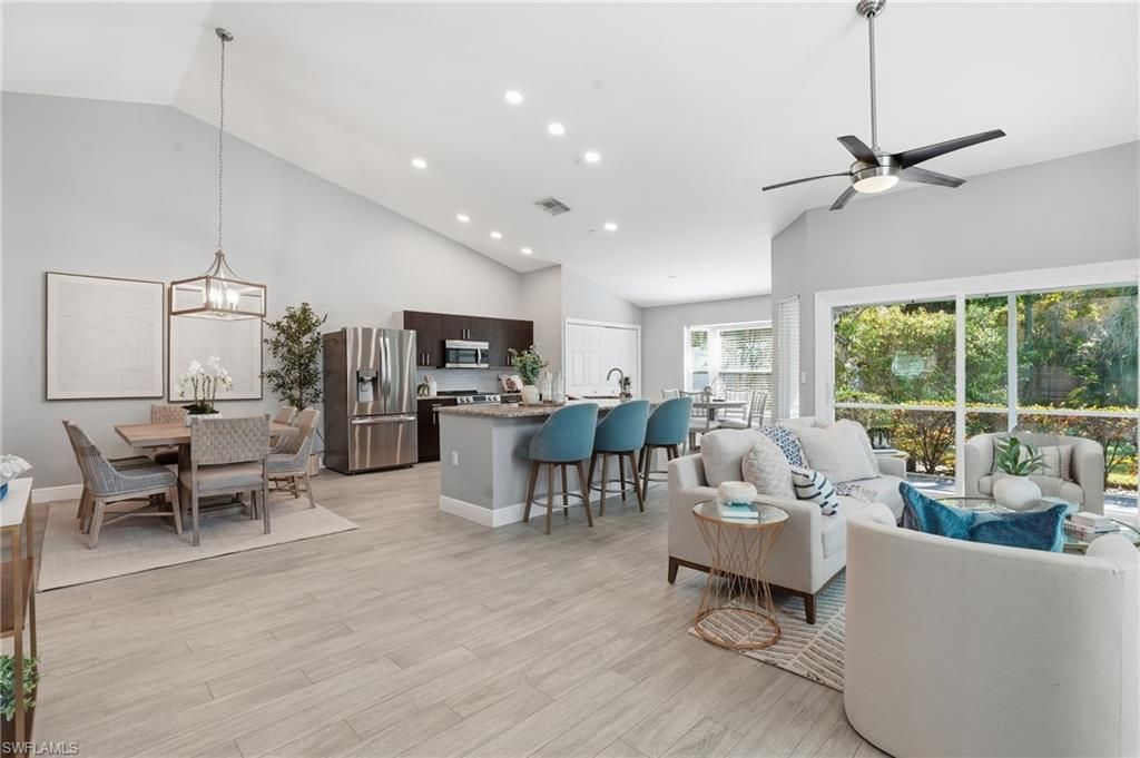 1429 Monarch Cir, Naples, FL 34116 Main Photo