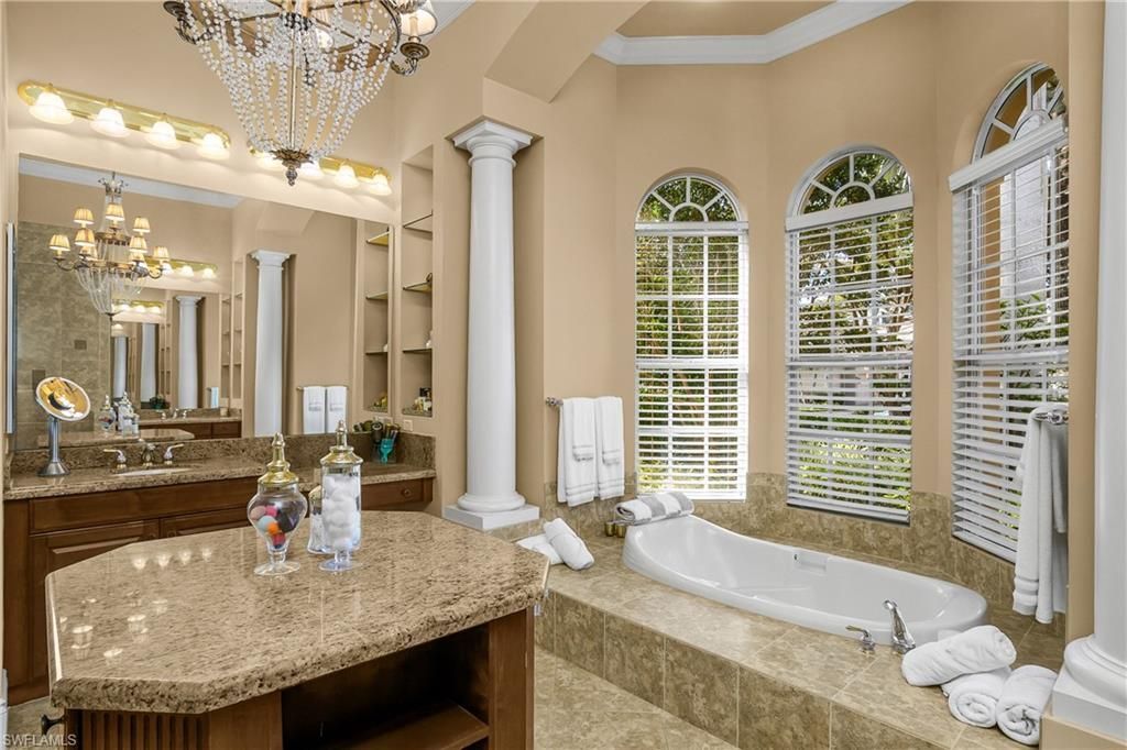 22071 Red Laurel Ln E, Estero, FL 33928 Photo