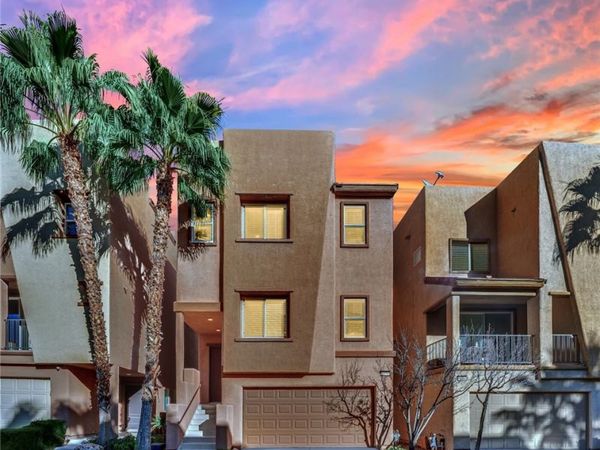 9378 Hilgard Avenue, Las Vegas, NV 89178