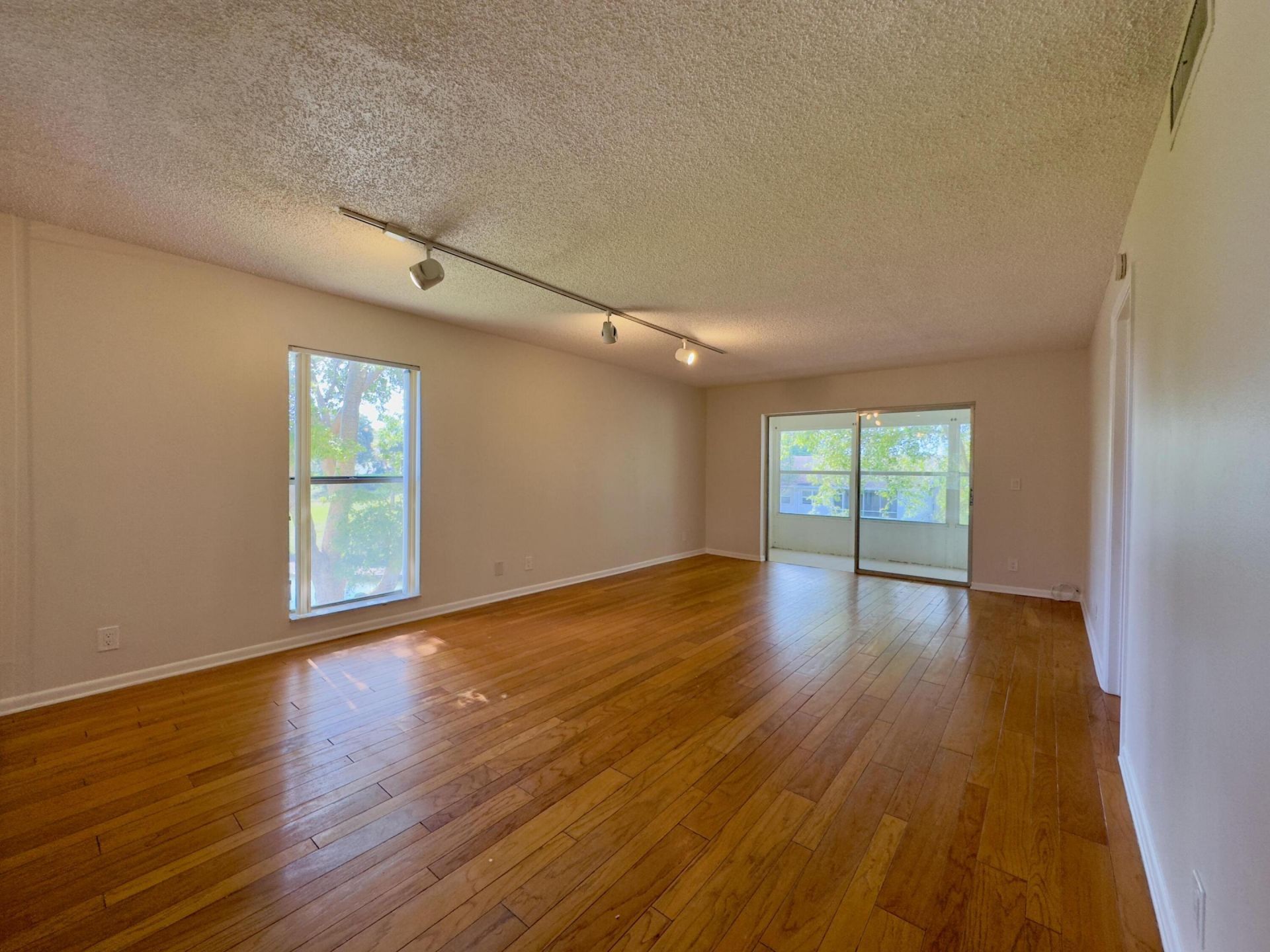 2800 Fiore Way, Unit 201, Delray Beach, FL 33445 Photo