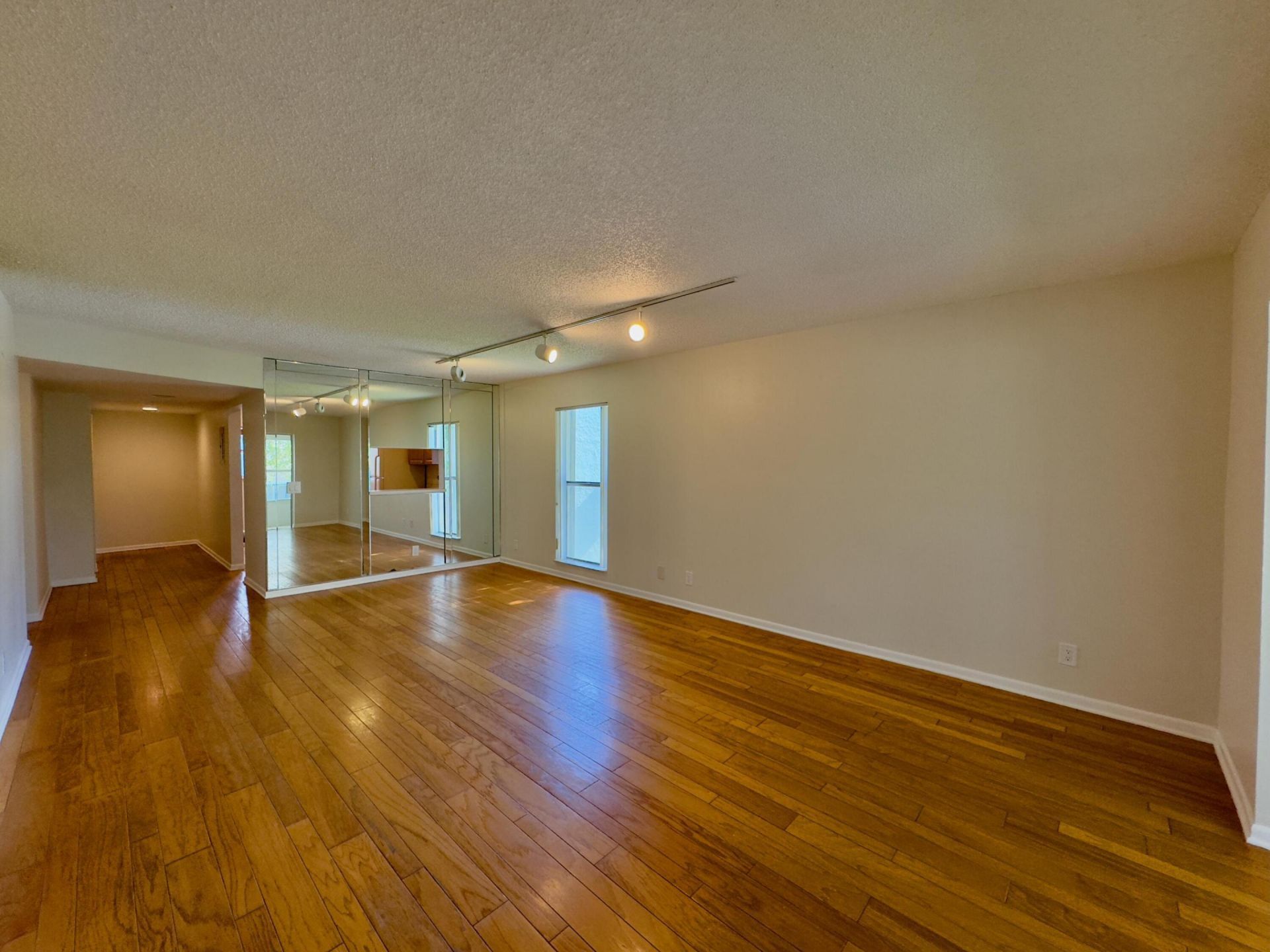 2800 Fiore Way, Unit 201, Delray Beach, FL 33445 Photo