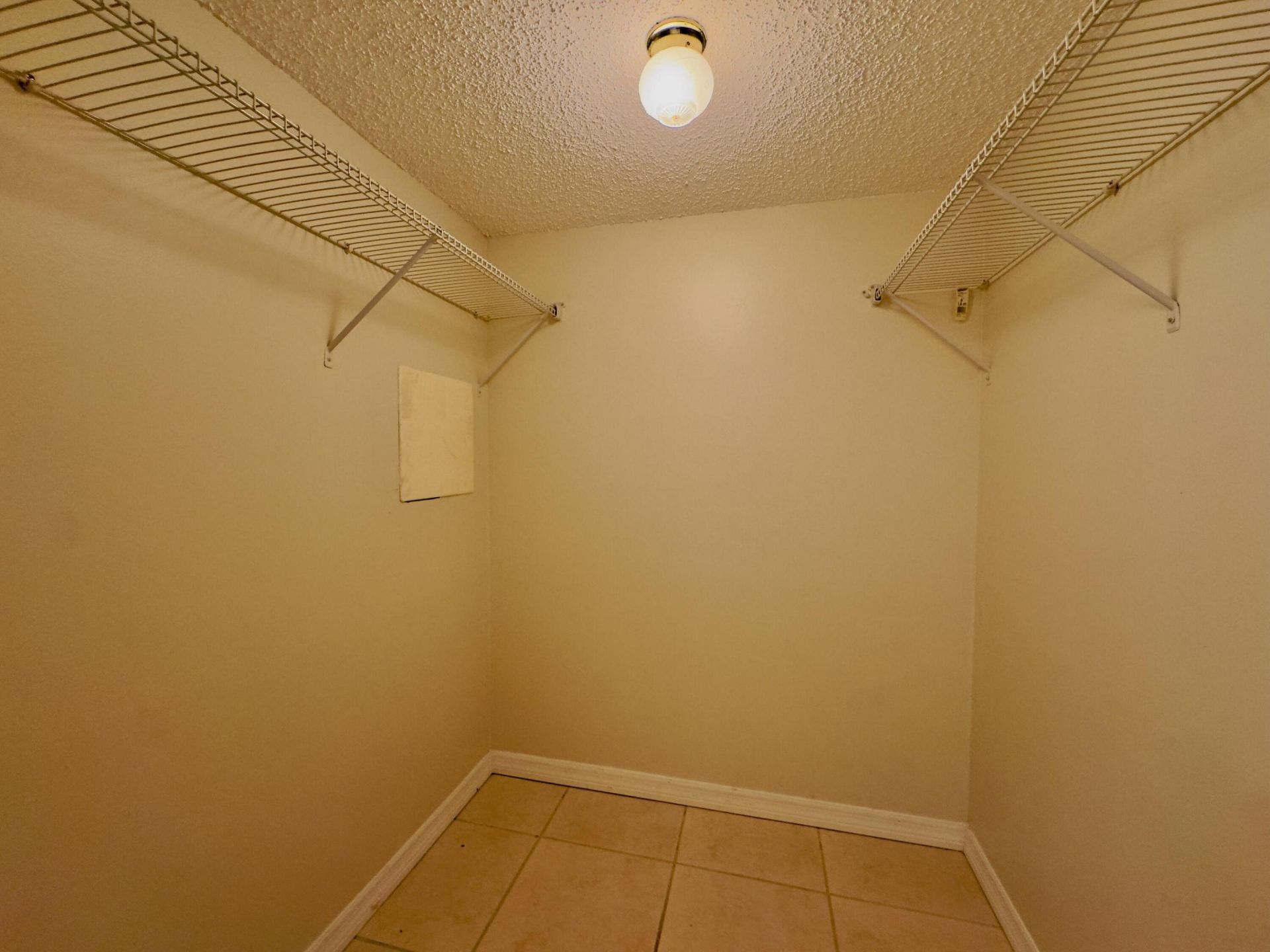 2800 Fiore Way, Unit 201, Delray Beach, FL 33445 Photo