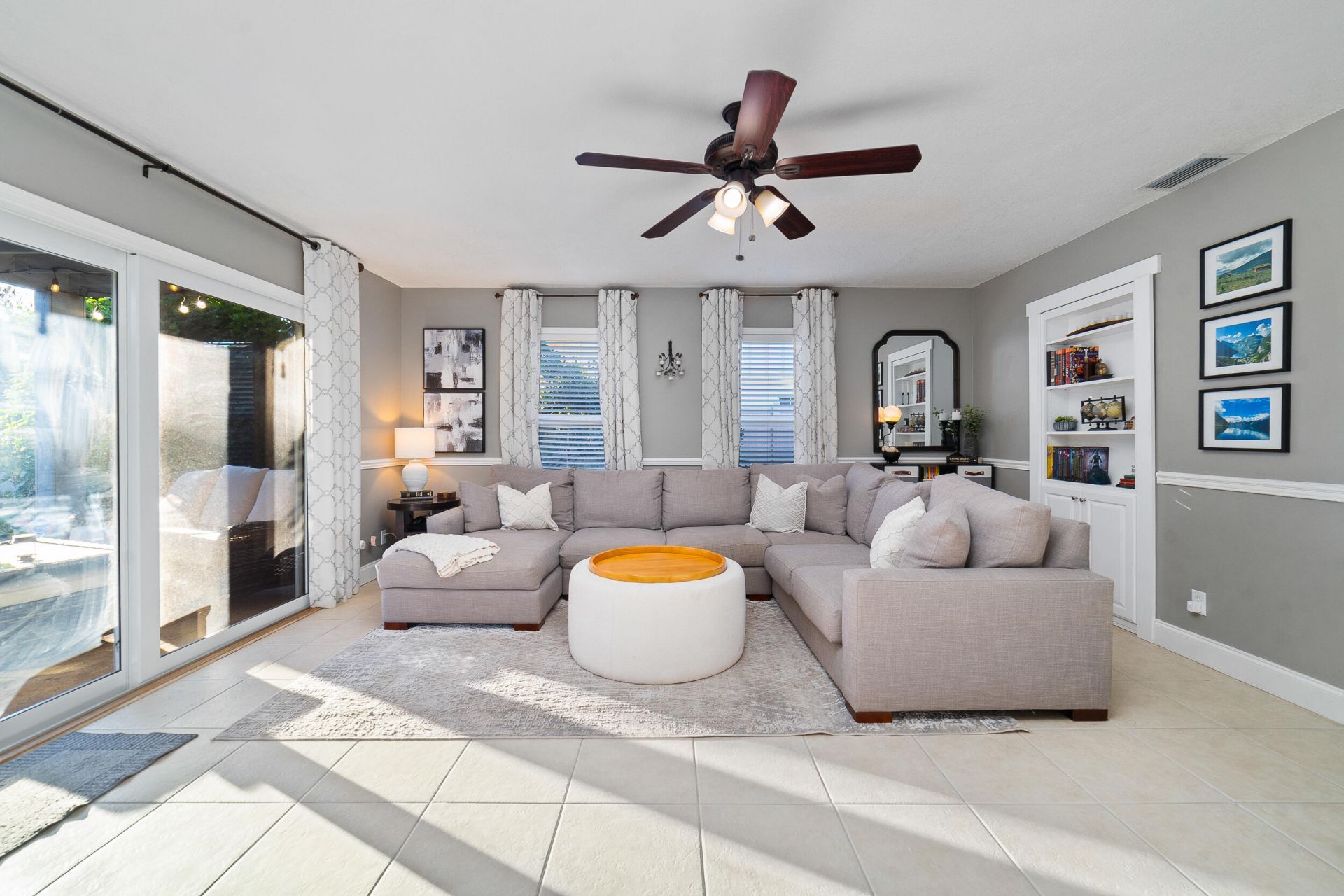 1045 Raintree Lane, Wellington, FL 33414 Photo