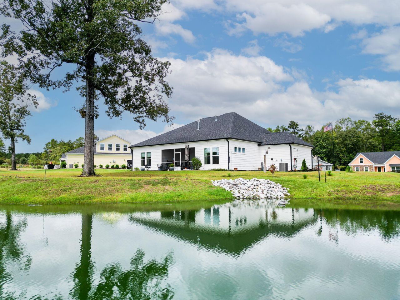 138 Twisted Oak Trail Photo 102